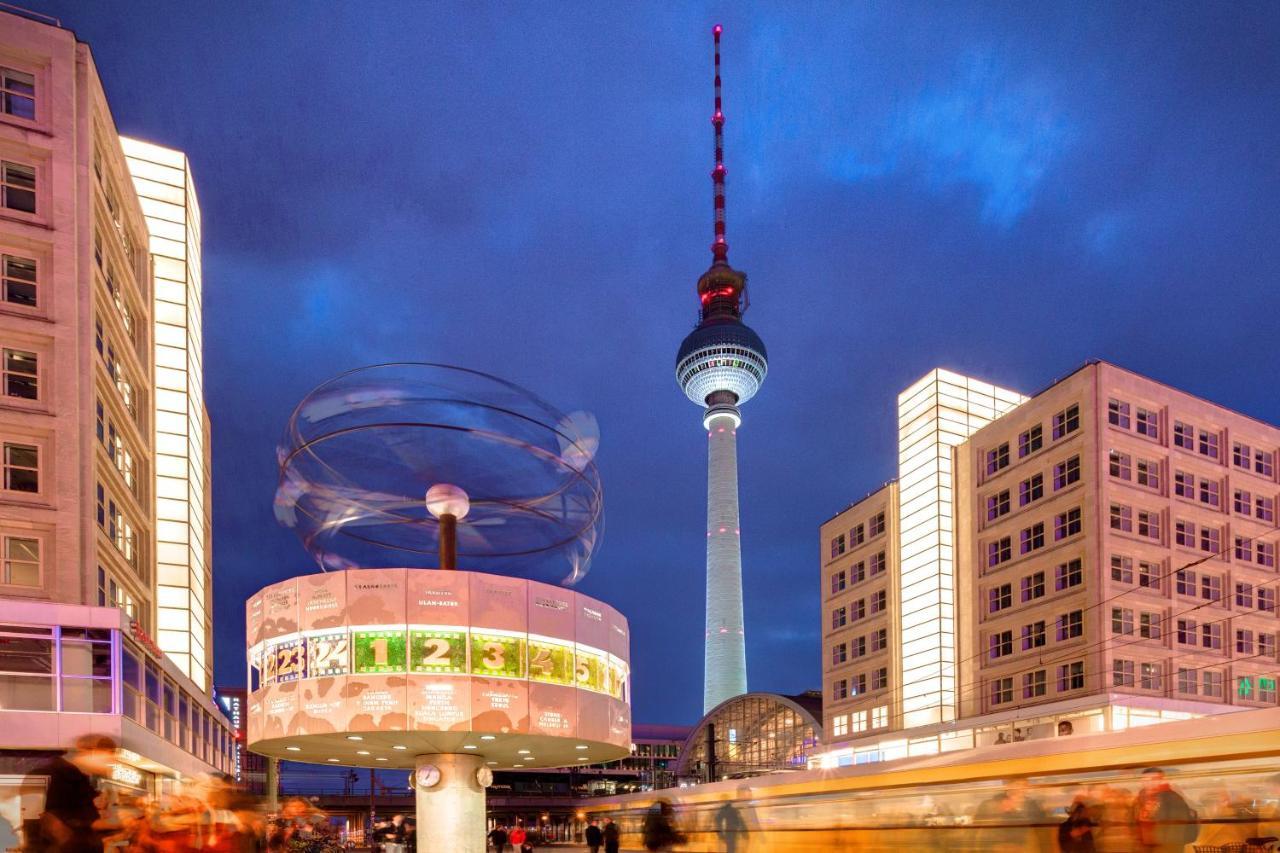 Holiday Inn Berlin-Alexanderplatz, An Ihg Hotel Экстерьер фото